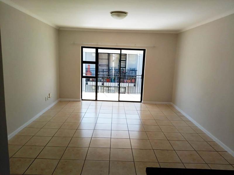 2 Bedroom Property for Sale in Somerset West Western Cape